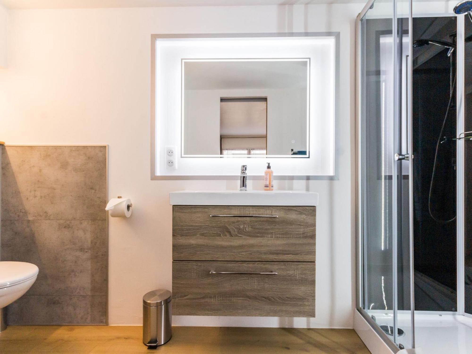 Maison De Ville A St Nazaire, Pres Du Front De Mer, Climatisee, 3 Chambres Avec Sdb Privatives, Wifi - Fr-1-306-1203 Saint-Nazaire  Exteriör bild